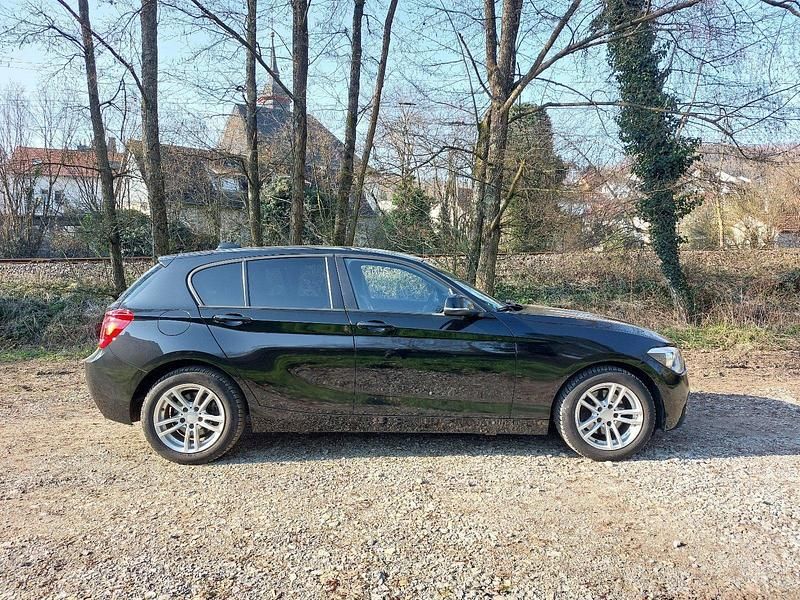 Gebraucht BMW 118 170 PS (125 kW) 2015 Schwarz Kleinwagen