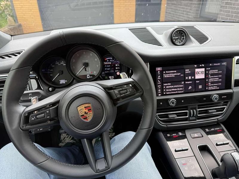 Gebraucht Porsche Macan S 381 PS (280 kW) 2023 Grau SUV