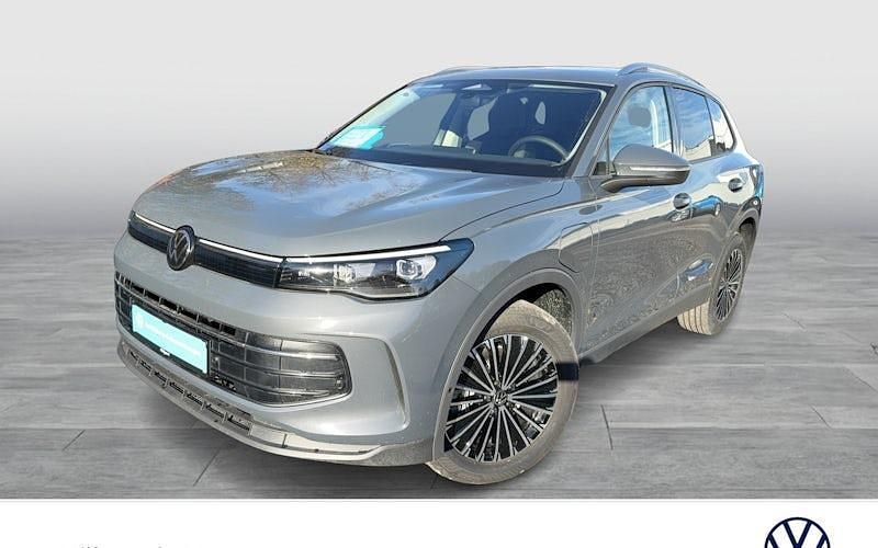 Grau Gebraucht 2025 VW Tiguan Life SUV | 42.811 € (Guter Preis) - Bild 1/4