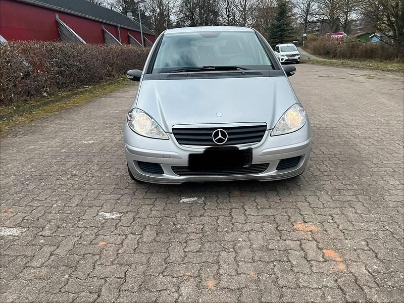 Gebraucht Mercedes A150 95 PS (69 kW) 2004 Silber Limousine