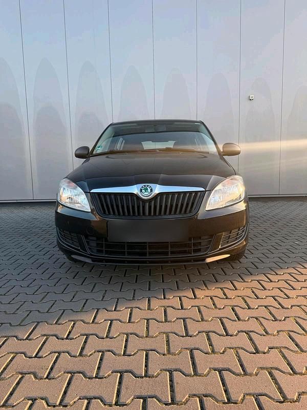 Gebraucht Skoda Fabia 75 PS (55 kW) 2012 Schwarz Kleinwagen