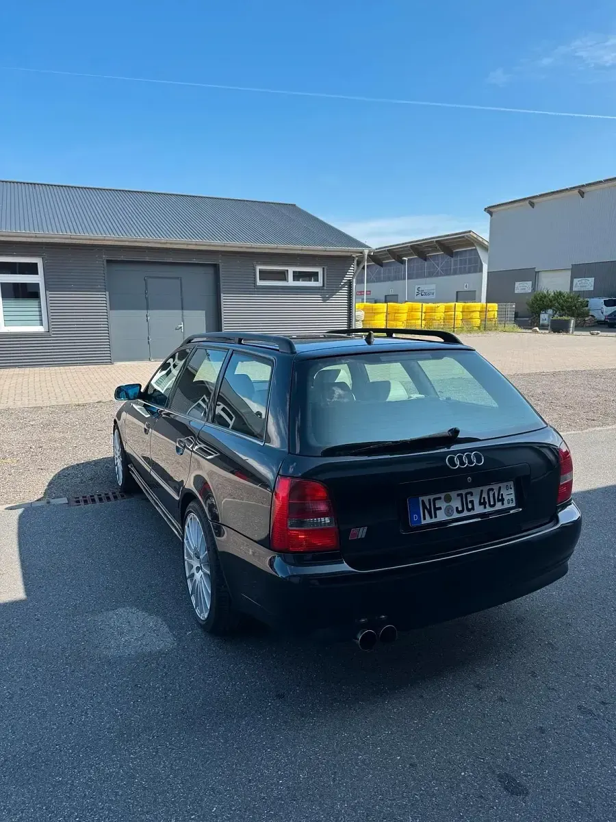 Occasion Audi S4 Competition 265 ch (194 kW) 2000 Noir Break