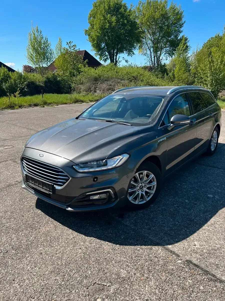 Gebraucht Ford Mondeo 184 PS (135 kW) 2019 Grau Kombi