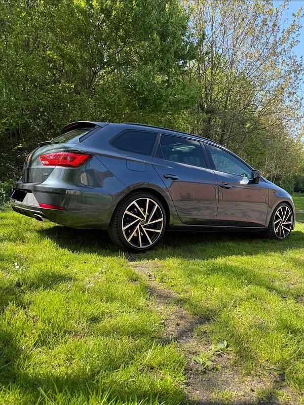 Gebraucht Seat Leon ST 4Drive 300 PS (220 kW) 2018 Grau Kombi