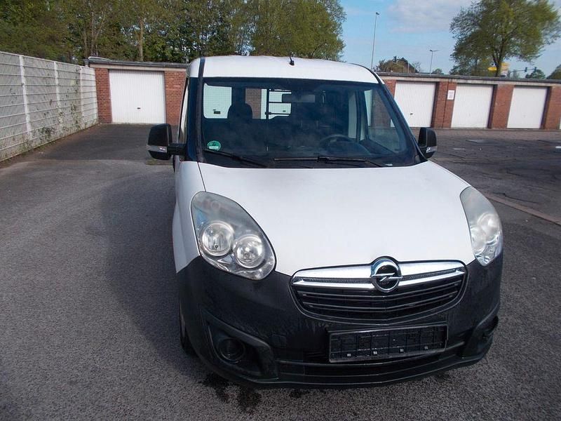 Usata Opel Combo 90 CV (66 kW) 2016 Bianco Monovolume