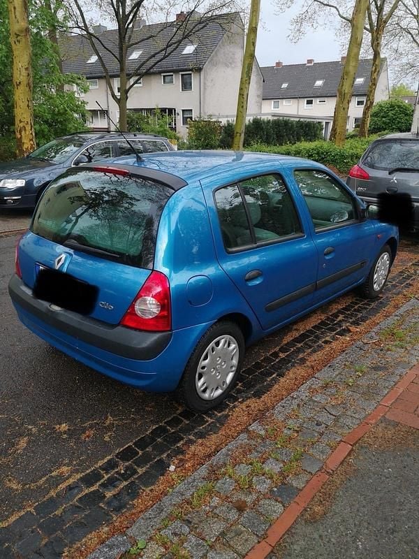 Gebraucht Renault Clio II 58 PS (42 kW) 2002 Blau Kleinwagen