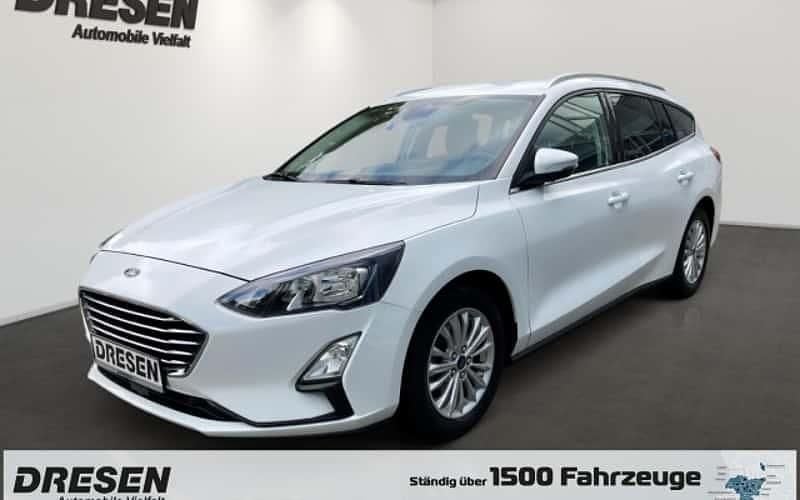Weiß Gebraucht 2020 Ford Focus Titanium Kombi | 16.450 € (Fairer Preis) - Bild 1/4