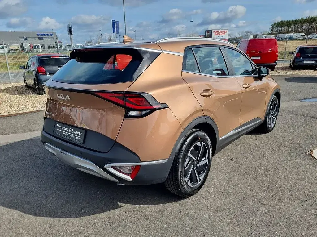 Gebraucht Kia Sportage Vision 179 PS (131 kW) 2022 Braun SUV