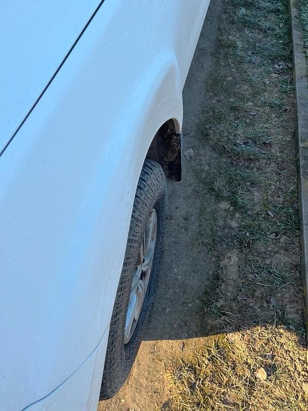 Gebraucht Nissan Navara 163 PS (119 kW) 2017 Weiß Abholung