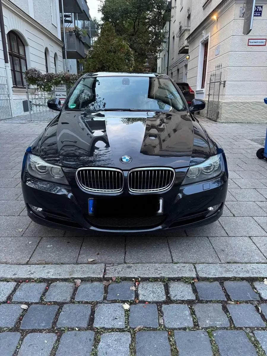 Gebraucht BMW 330 272 PS (200 kW) 2009 Schwarz Kombi