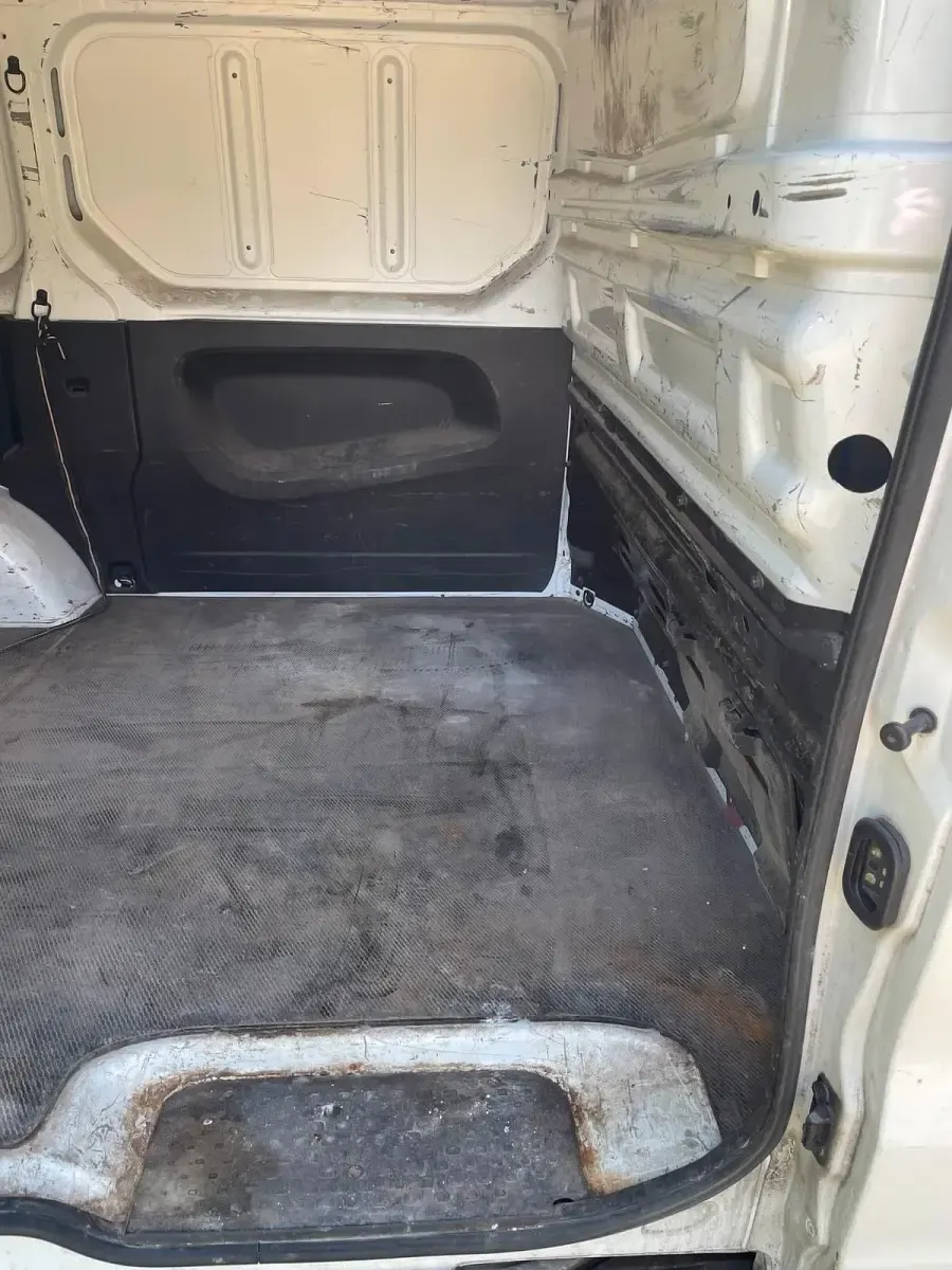 Gebraucht Renault Trafic 95 PS (69 kW) 2018 Weiß Van / Kleinbus