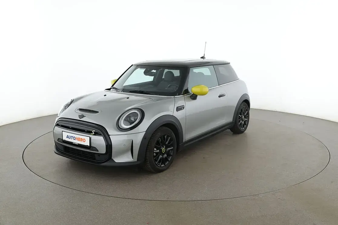 Gebraucht Mini Cooper SE Classic 135 kW (184 PS) 2023 Kleinwagen