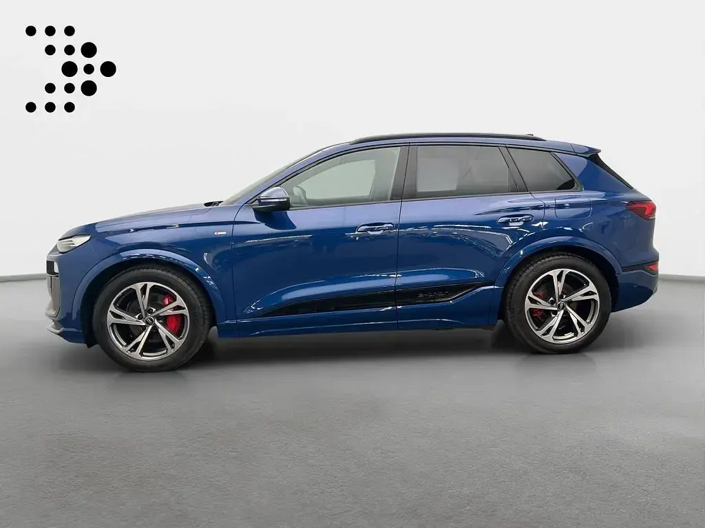 Gebraucht Audi Q6 e-tron S-Line 225 kW (306 PS) 2025 Ascariblau metallic SUV