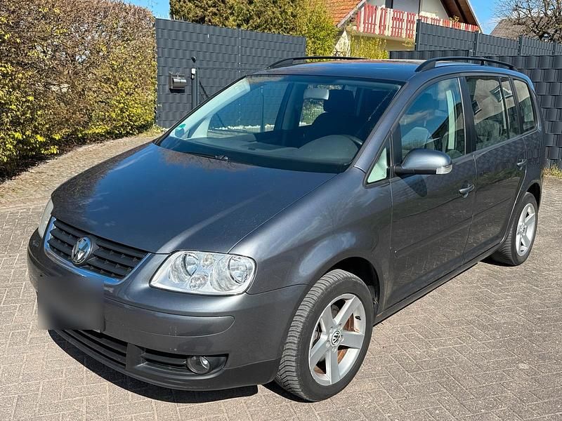Gebraucht VW Touran 105 PS (77 kW) 2005 Grau Van / Kleinbus