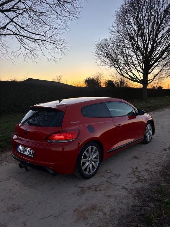 Gebraucht VW Scirocco Team 160 PS (117 kW) 2010 Rot Coupé