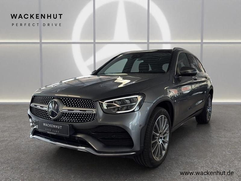 Grau Gebraucht 2021 Mercedes GLC300e Business SUV | 35.990 € (Fairer Preis) - Bild 1/4