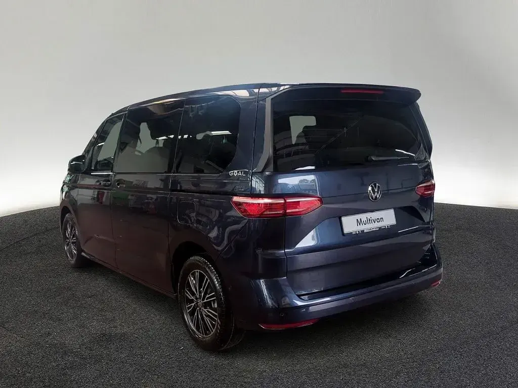Neu VW Multivan Goal 150 PS (110 kW) 2026 Blau Van / Kleinbus