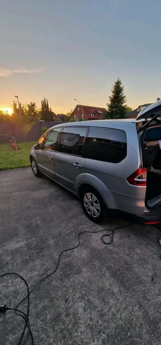 Gebraucht Ford Galaxy 194 PS (142 kW) 2007 Silber Van / Kleinbus