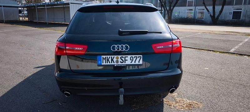 Gebraucht Audi A6 S-Line 204 PS (150 kW) 2011 Schwarz Kombi