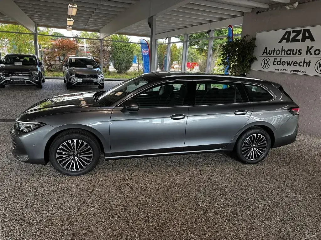 Neu VW Passat Elegance 150 PS (110 kW) 2026 Grau Kombi