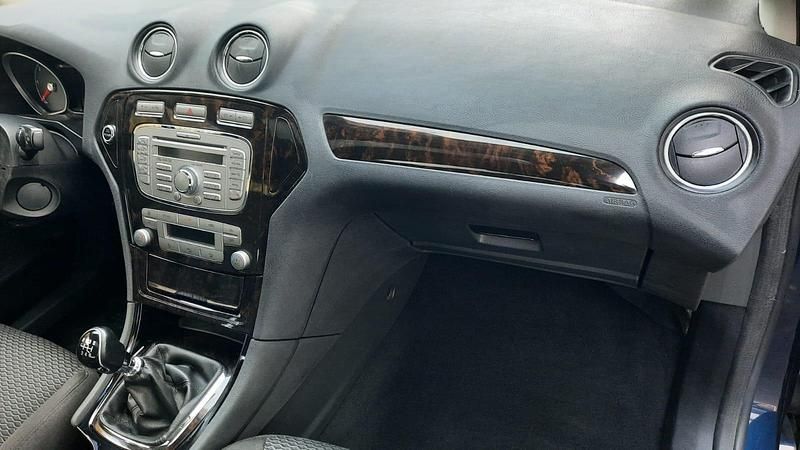 Gebraucht Ford Mondeo 140 PS (102 kW) 2008 Blau Kleinwagen