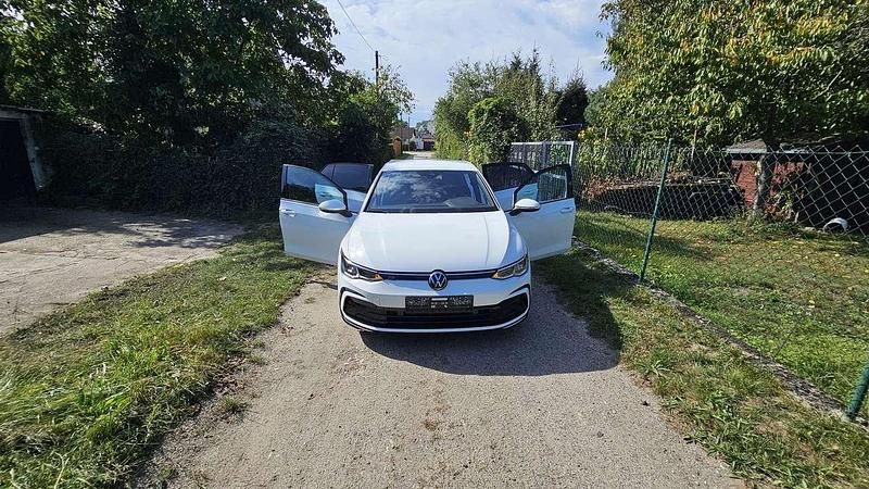 Weiß Gebraucht 2023 VW Golf VIII R-line Kleinwagen | 26.000 € (Superpreis) - Bild 1/4