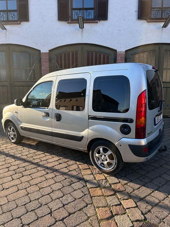 Gebraucht Renault Kangoo 75 PS (55 kW) 2005 Silber Van / Kleinbus