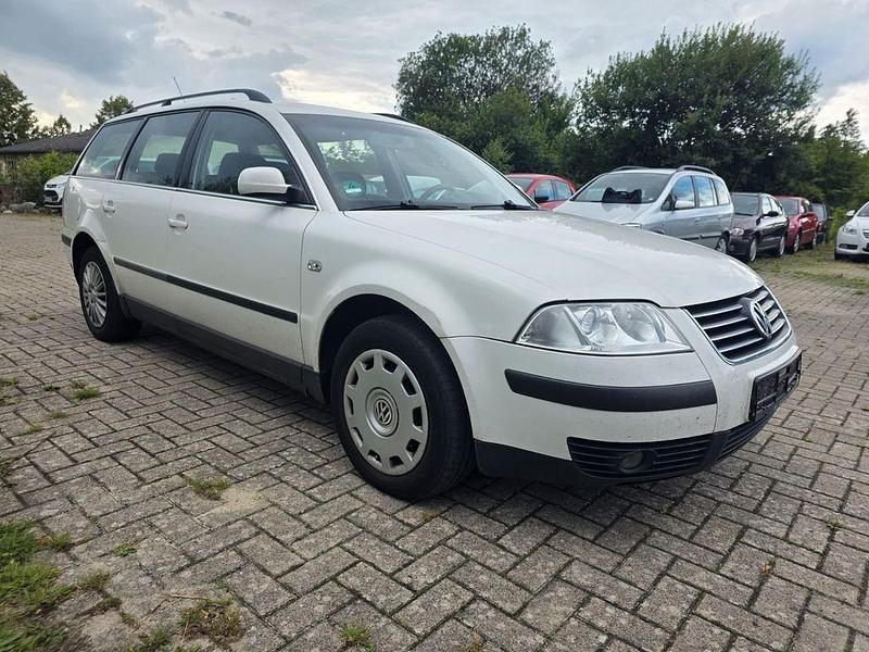 Gebraucht VW Passat 131 PS (96 kW) 2002 Weiß Kombi