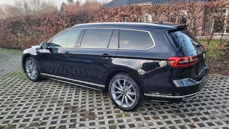 Gebraucht VW Passat R-line 150 PS (110 kW) 2015 Schwarz Kombi