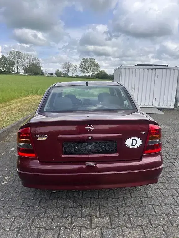 Gebraucht Opel Astra Njoy 84 PS (61 kW) 2003 Rot Limousine