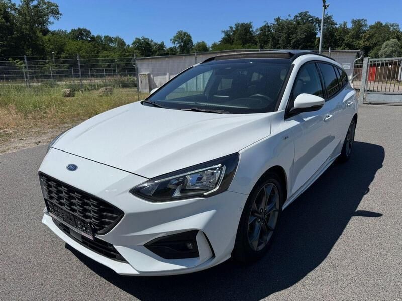Weiß Gebraucht 2020 Ford Focus ST-Line Kombi | 10.900 € (Guter Preis) - Bild 1/4