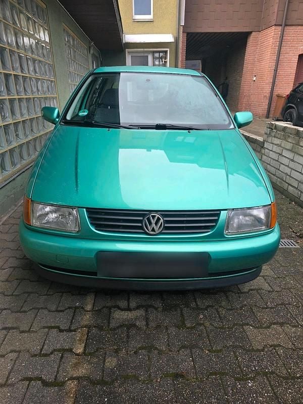 Gebraucht VW Polo 60 PS (44 kW) 1997 Grün Kleinwagen