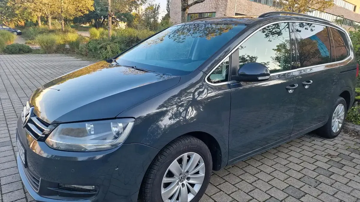 Gebraucht VW Sharan 150 PS (110 kW) 2011 Grau Van / Kleinbus