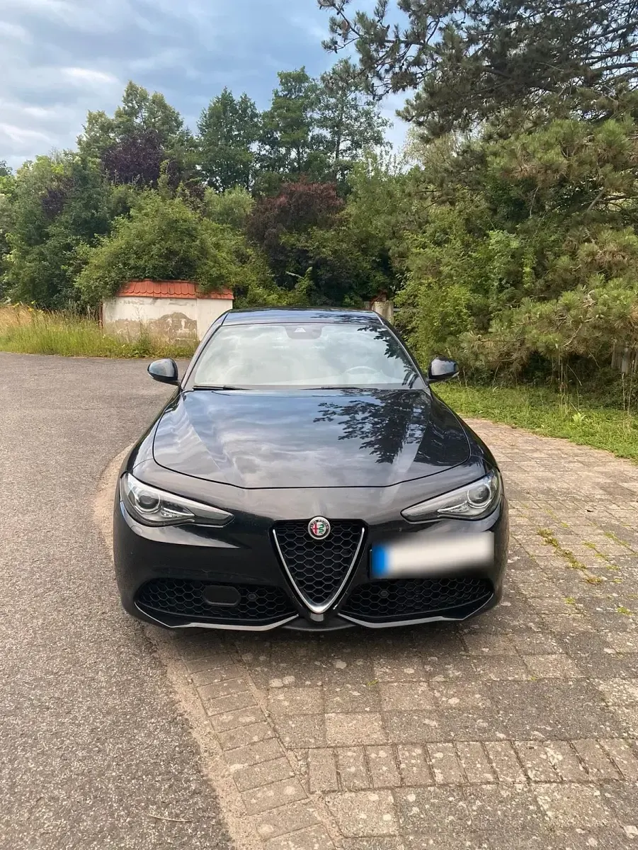 Gebraucht Alfa Romeo Giulia Ti 280 PS (205 kW) 2024 Schwarz Limousine