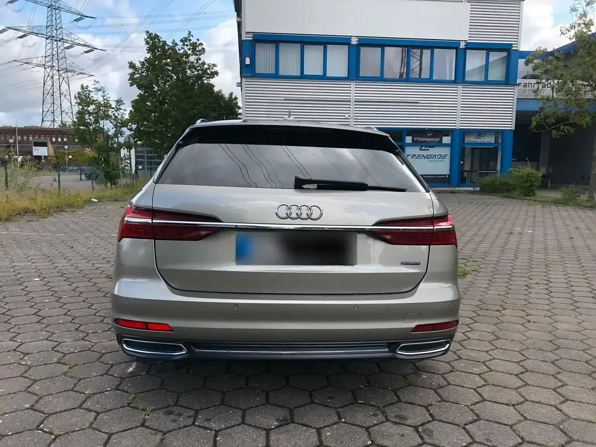 Gebraucht Audi A6 232 PS (170 kW) 2019 Gold Kombi