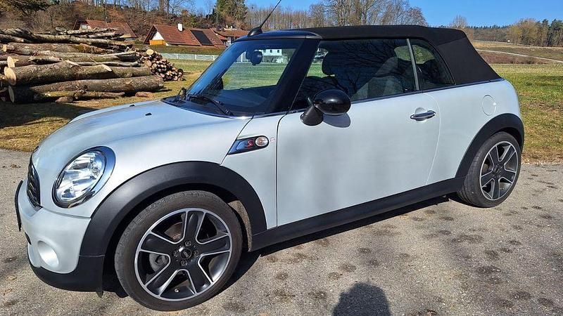 Gebraucht Mini One Cabriolet 98 PS (72 kW) 2015 Beige Cabrio