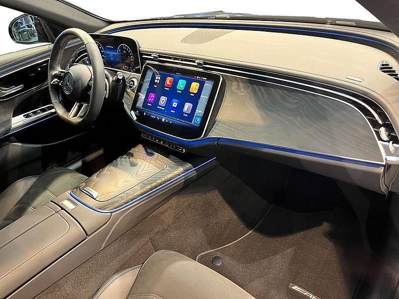 Gebraucht Mercedes E300 AMG 313 PS (230 kW) 2025 Metalliclack obsidianschwarz Kombi