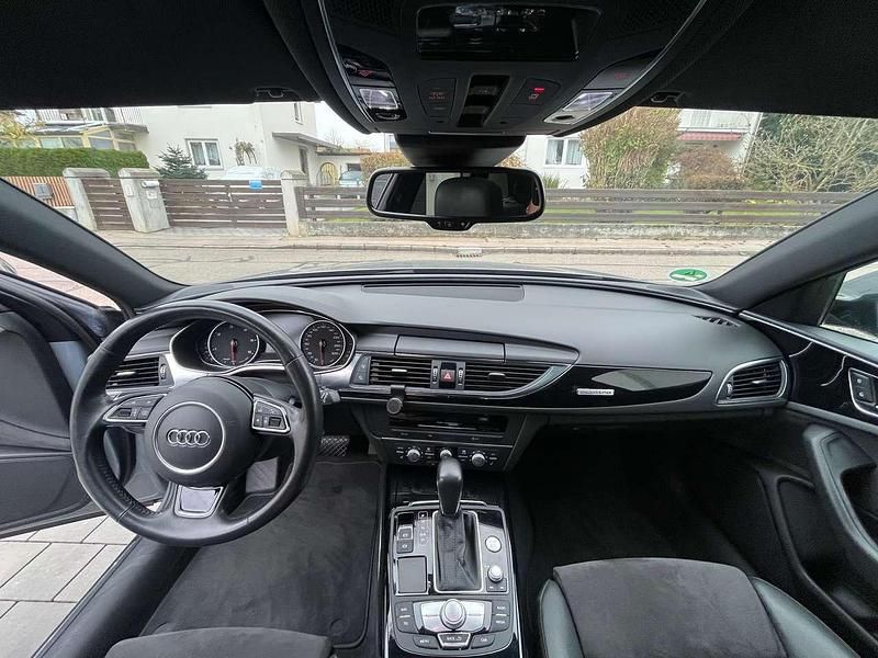 Second-hand Audi A6 Black Edition 272 CP (200 kW) 2018 Gri Break