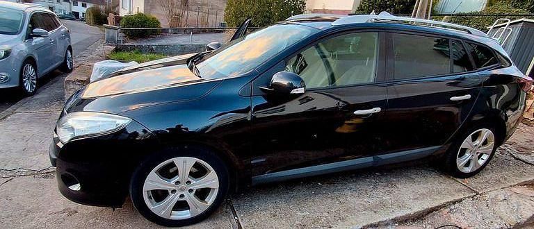 Gebraucht Renault Mégane III Luxe 131 PS (96 kW) 2011 Schwarz Limousine