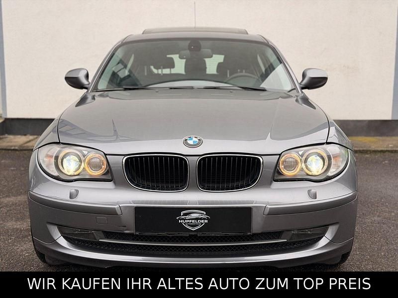 Gebraucht BMW 118 Advantage 143 PS (105 kW) 2011 Grau Kleinwagen