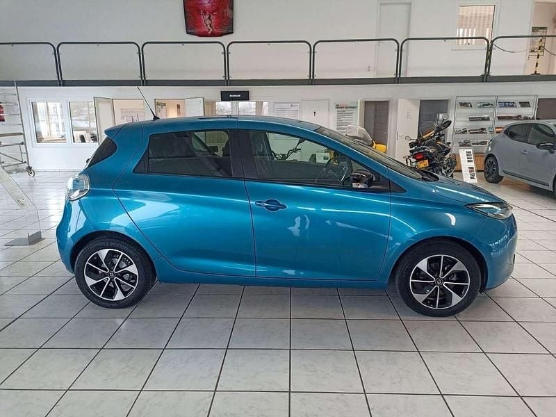 Second-hand Renault Zoe Intens 42 kW (58 CP) 2019 Albastru Hatchback