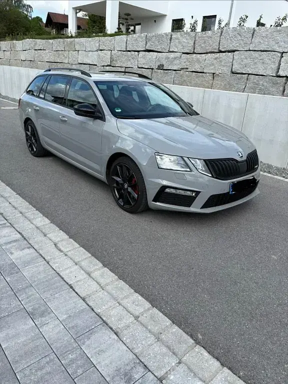 Gebraucht Skoda Octavia RS 230 PS (169 kW) 2018 Grau Kombi