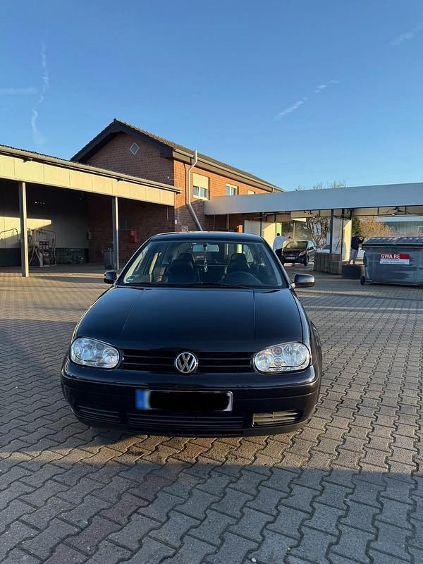 Gebraucht VW Golf 116 PS (85 kW) 2000 Schwarz Coupé