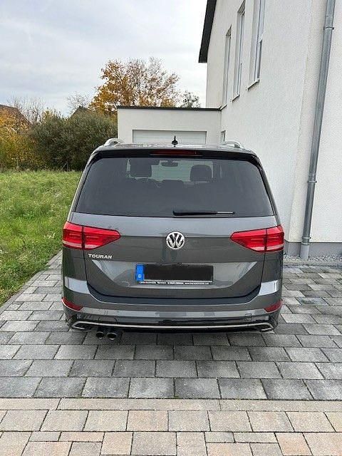 Gebraucht VW Touran Join 150 PS (110 kW) 2018 Grau Van / Kleinbus