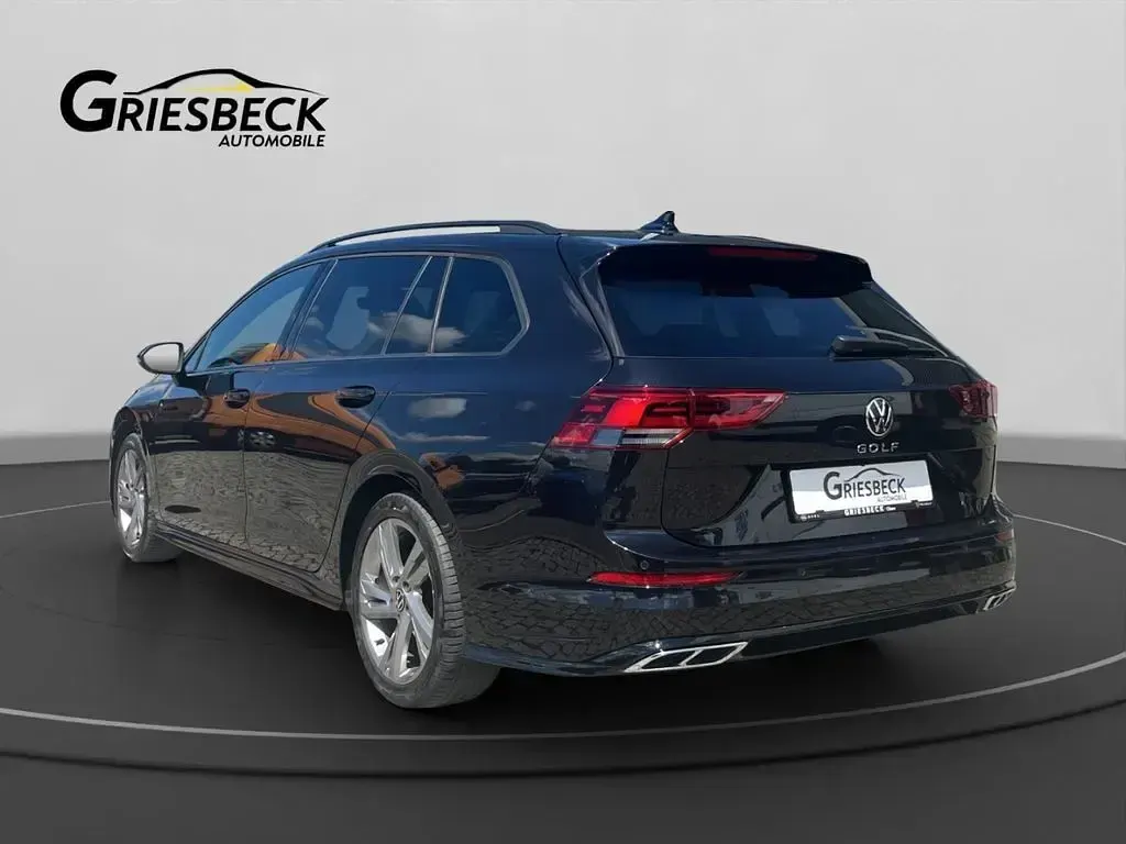 Gebraucht VW Golf VIII R-line 150 PS (110 kW) 2022 Schwarz Kombi