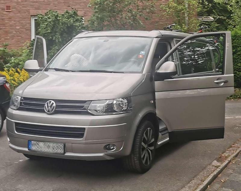 Beige Gebraucht 2015 VW T5 California Van | 35.000 € - Bild 1/4