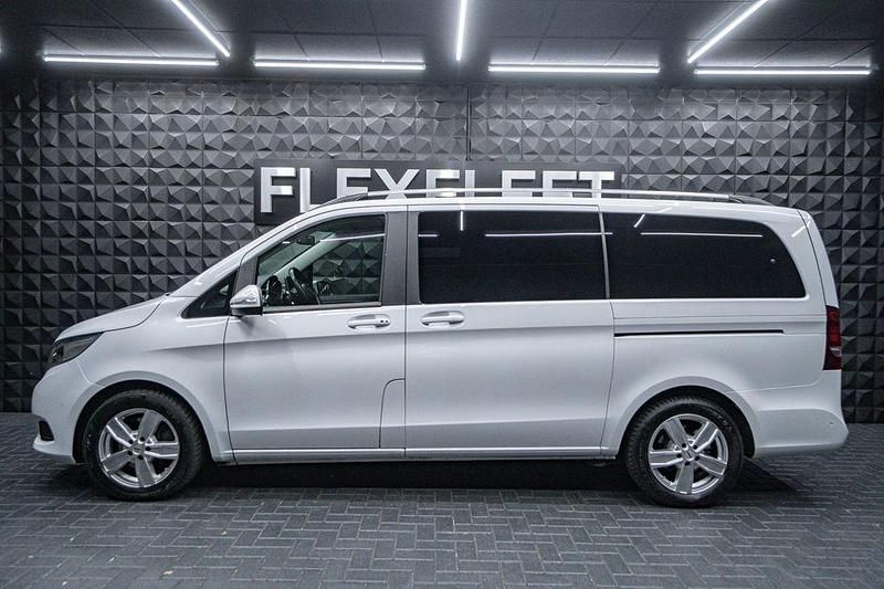 Gebraucht Mercedes V250 Edition 190 PS (139 kW) 2016 Weiß Van / Kleinbus