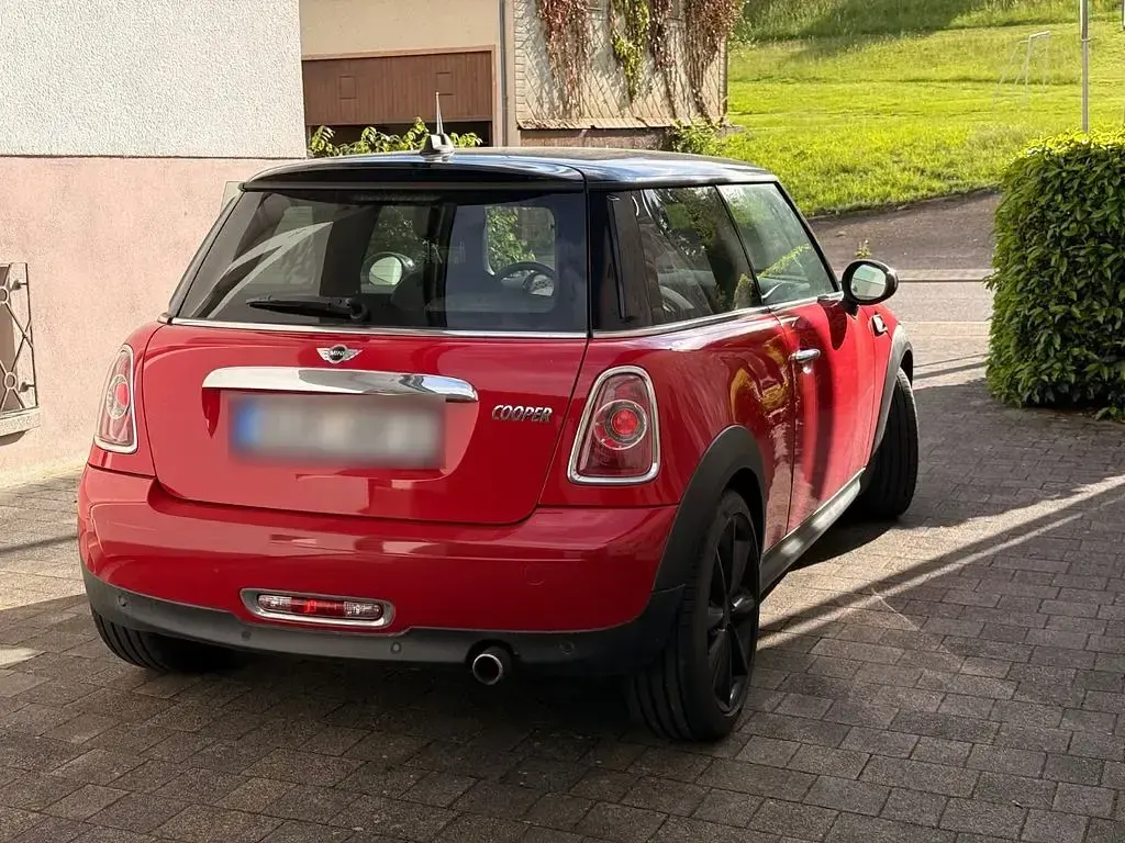 Gebraucht Mini Cooper 122 PS (89 kW) 2010 Rot Kleinwagen