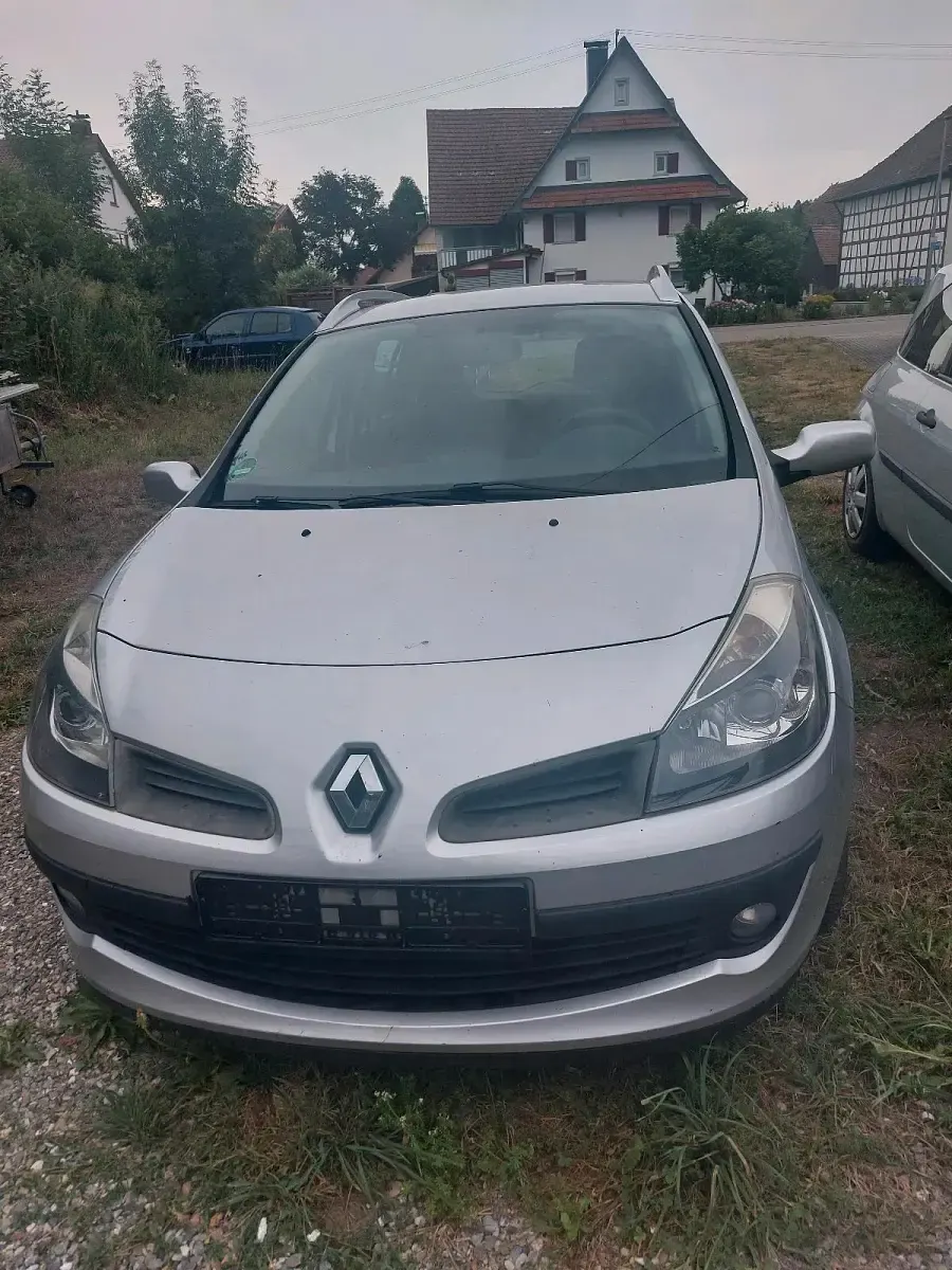 Gebraucht Renault Clio III 75 PS (55 kW) 2008 Silber Kleinwagen