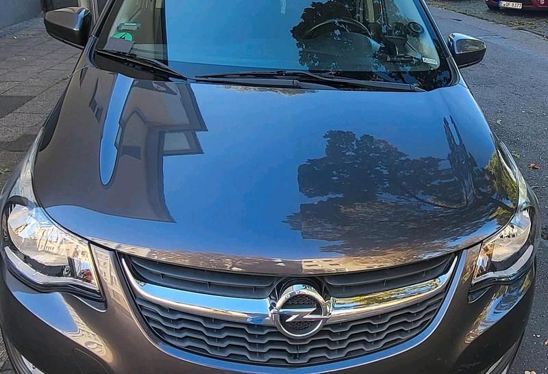Grau Gebraucht 2016 Opel Karl Kleinwagen | 7.900 € (Fairer Preis) - Bild 1/4